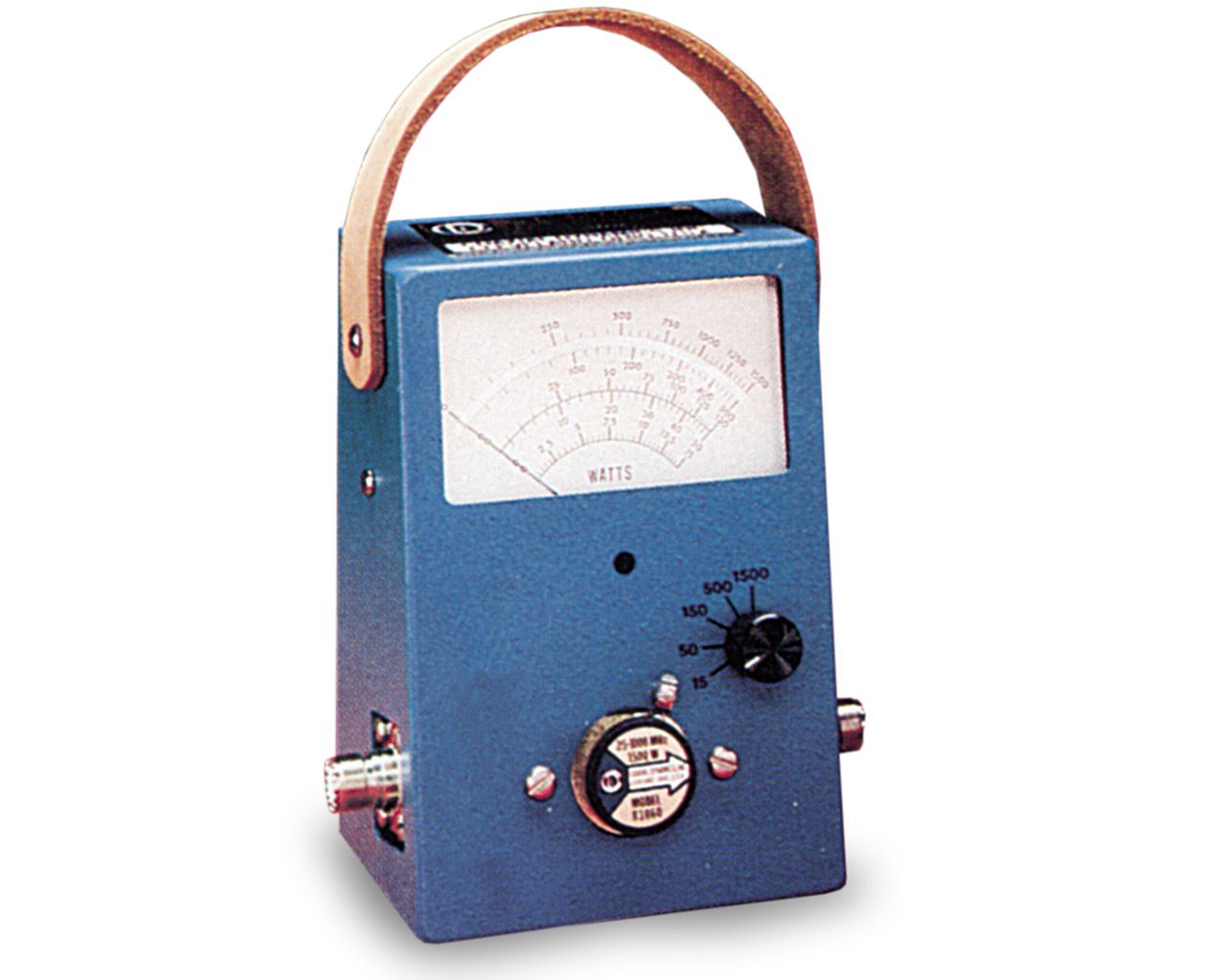 IC-002: Wattmètre de RF multirange