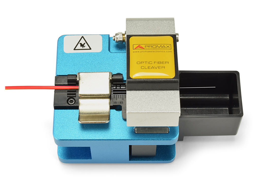 AF-001: Cliveuse pour fibre optique